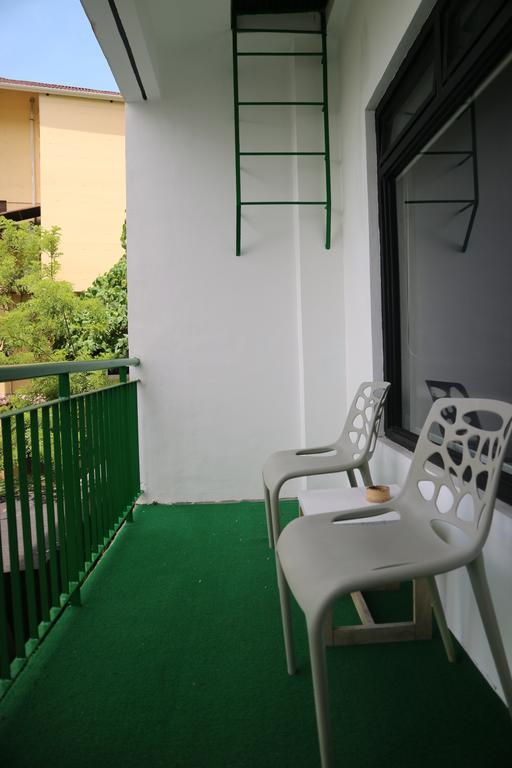Luxeview Hotel Balabag  Exterior foto