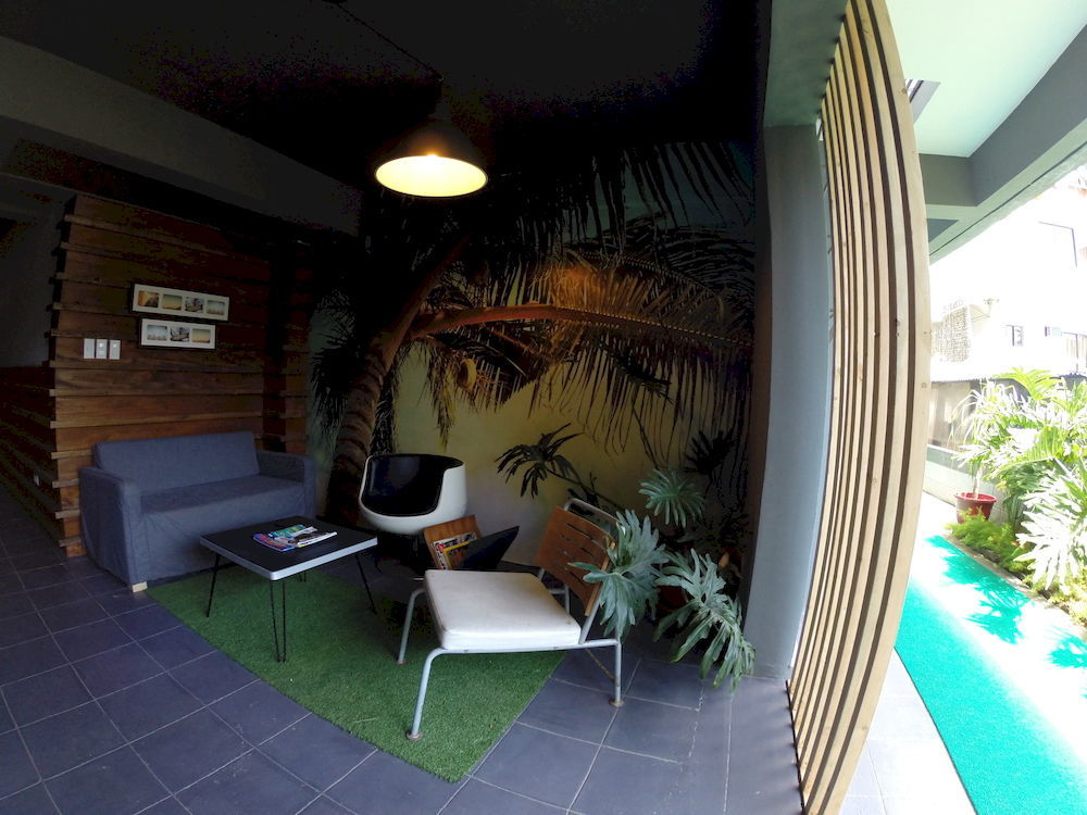 Luxeview Hotel Balabag  Exterior foto